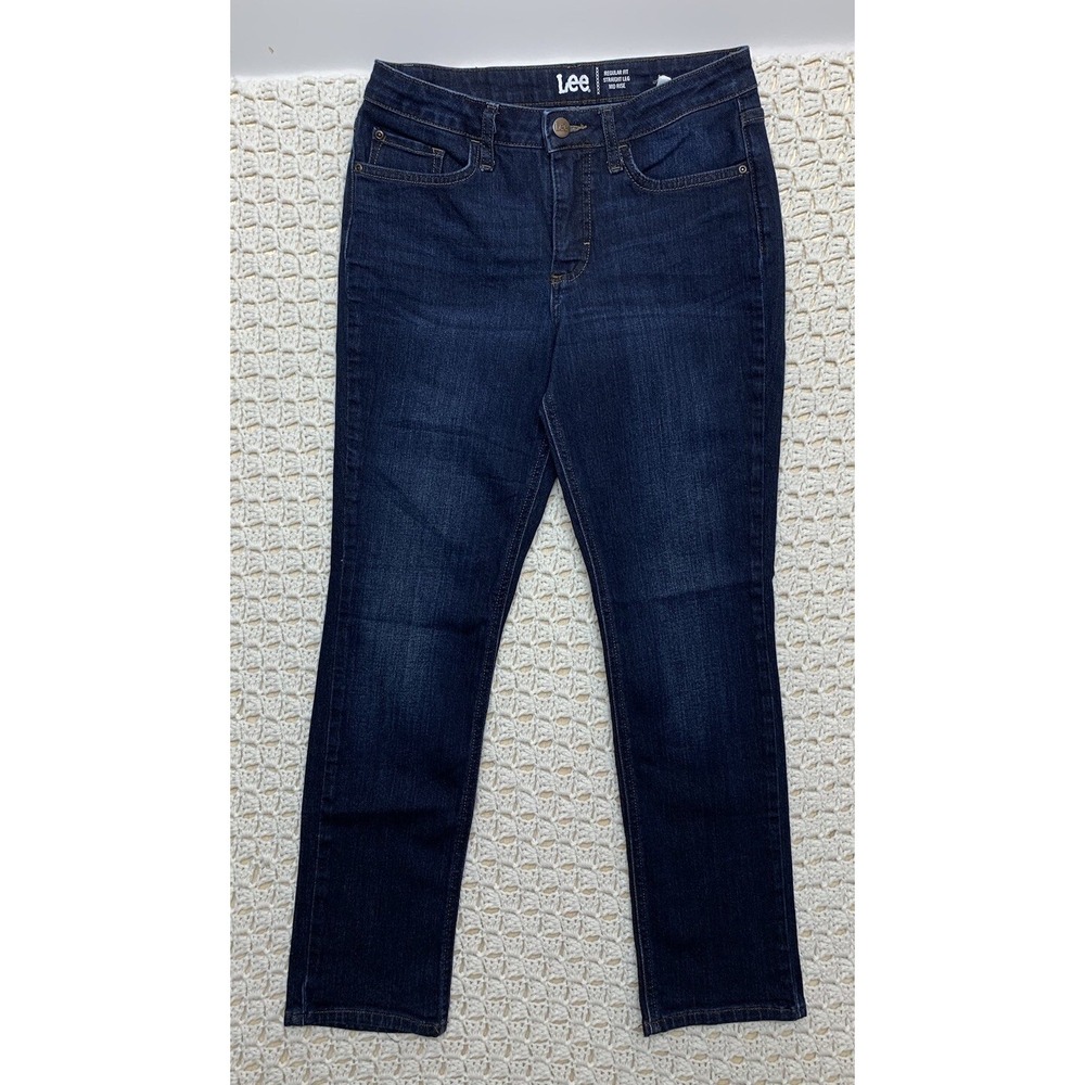 Lee Jeans Womens Sz 4M Regular Fit Straight Leg Mid Rise Blue Denim Waist 28 L29